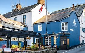 The Crown Hotel
